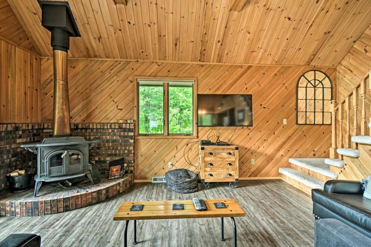 Riverfront Traverse City Cabin Fish, Kayak And Tube Zewnętrze zdjęcie