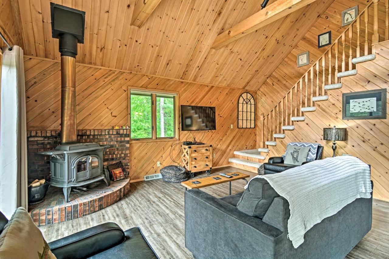 Riverfront Traverse City Cabin Fish, Kayak And Tube Zewnętrze zdjęcie