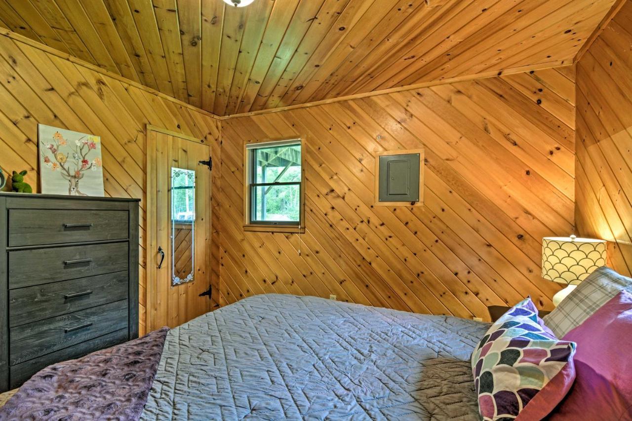 Riverfront Traverse City Cabin Fish, Kayak And Tube Zewnętrze zdjęcie